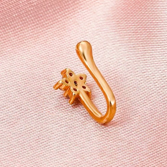 🔵𝟲𝟱%𝗢𝗙𝗙 𝗯𝘂𝗻𝗱𝗹𝗲𝘀 𝟯+🔵 NEW CZ Gold Flower Fake Nose Ring - Picture 6 of 9